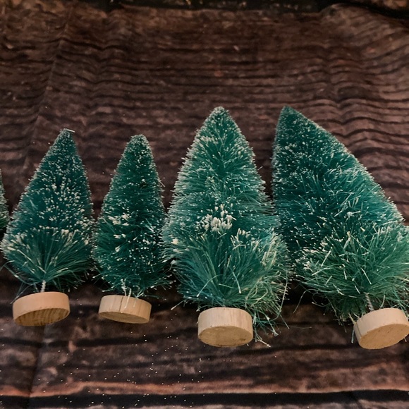 Handmade Tree Decoration Set! Green Trees, White Trees, and Golden Sparkle Trees - Picture 12 of 16